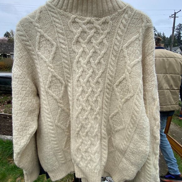 Wool sweater - Picture 2 of 3